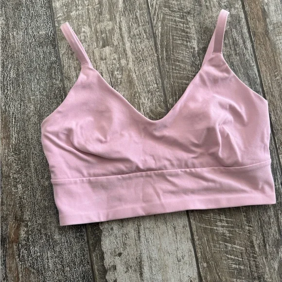 Lululemon Women's Bralette - Picture 2 of 3
